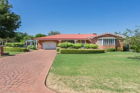 11 Nambucca Cct, Cowra, NSW 2794