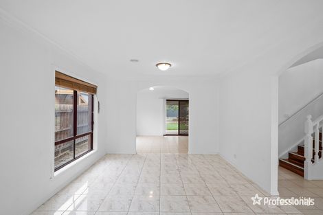 Property photo of 5 Summit Mews Hillside VIC 3037