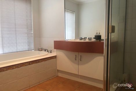 Property photo of 49 Coventry Circuit Carindale QLD 4152