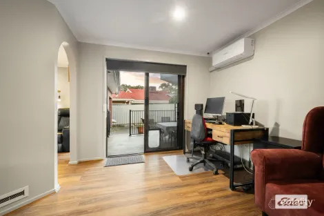 Property photo of 11 Fraser Court West Wodonga VIC 3690