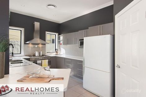 Property photo of 8 Parakeet Grove Glenmore Park NSW 2745