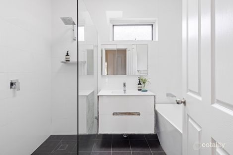 Property photo of 8 Robert Street Freshwater NSW 2096