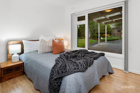 Property photo of 11 Matong Road Mount Eliza VIC 3930