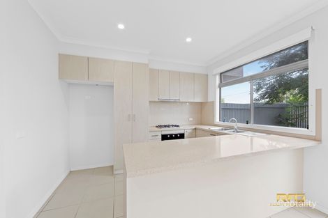 Property photo of 5/55B Oakwood Road Albanvale VIC 3021