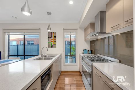 Property photo of 3 Honour Street Craigieburn VIC 3064