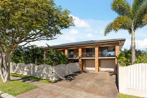 59 Meadowlands Rd, Carindale, QLD 4152