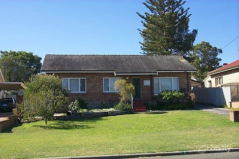 Property photo of 8 Halse Crescent Melville WA 6156