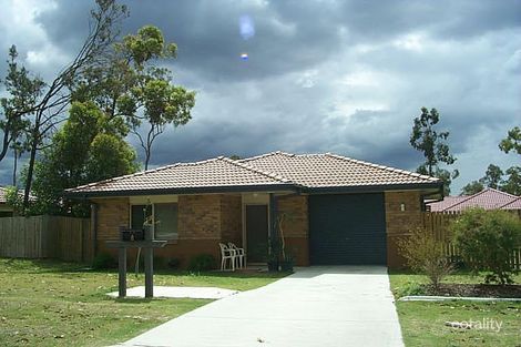 8 Central St, Forest Lake, QLD 4078