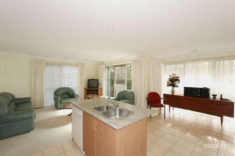 Property photo of 2/22 Heather Grove Nunawading VIC 3131