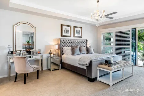 Property photo of 12 Alverna Close Wynnum QLD 4178