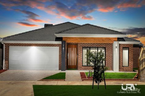 Property photo of 35 Brossard Road Mickleham VIC 3064