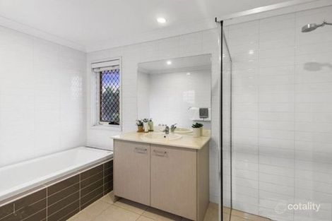 Property photo of 12 Hillcrest Street Rochedale QLD 4123