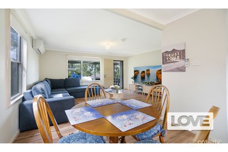 Property photo of 11 Molokan Place Bolton Point NSW 2283