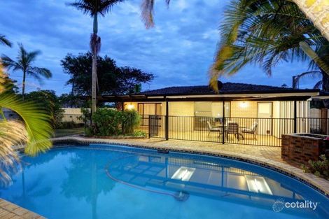 12 Rattray St, Avenell Heights, QLD 4670