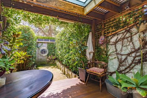 Property photo of 2 Victoria Place Paddington NSW 2021