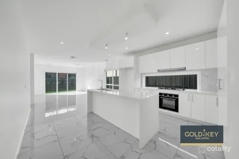 Property photo of 4 Navigation Road Tarneit VIC 3029