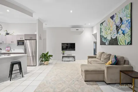 Property photo of 10 Belleview Place Underwood QLD 4119