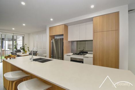 Property photo of 6 Mirbelia Street Denham Court NSW 2565