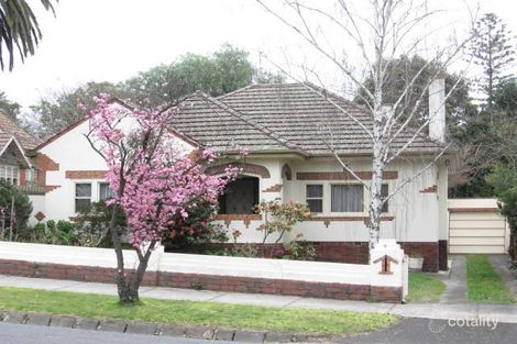 Property photo of 2 St Andries Street Camberwell VIC 3124