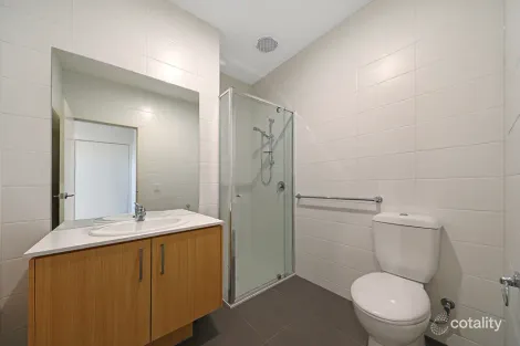 Property photo of 32 Lawler Road Eynesbury VIC 3338
