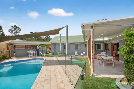 Property photo of 5 Shasta Court Cashmere QLD 4500