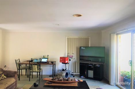 Property photo of 22 Terri-Ester Drive Berwick VIC 3806
