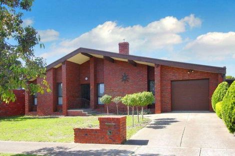 Property photo of 1 Coorong Court Taylors Lakes VIC 3038