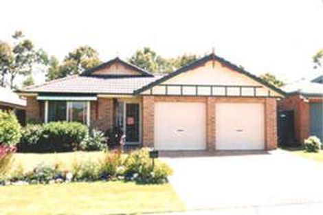 11 Torrens Ct, Wattle Grove, NSW 2173