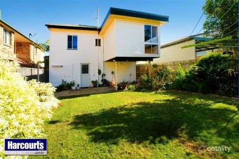 Property photo of 552 Oxley Avenue Redcliffe QLD 4020