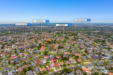 Property photo of 16 Thomas Mitchell Drive Endeavour Hills VIC 3802