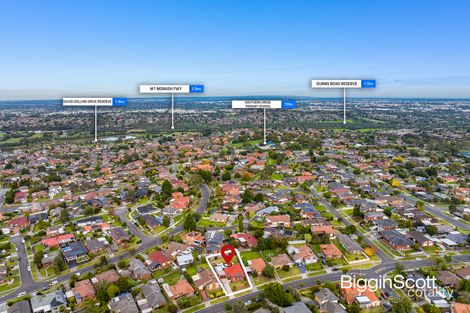 Property photo of 16 Thomas Mitchell Drive Endeavour Hills VIC 3802