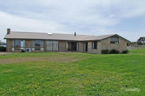 290 Bicheno St, Clifton Beach, TAS 7020