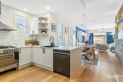 1/9 Cedar Ct, Burleigh Heads, QLD 4220