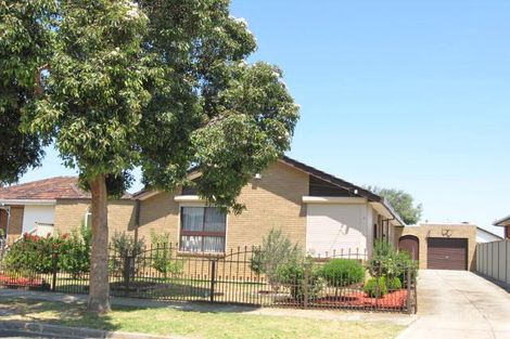 2 Binya Ct, Sunshine West, VIC 3020
