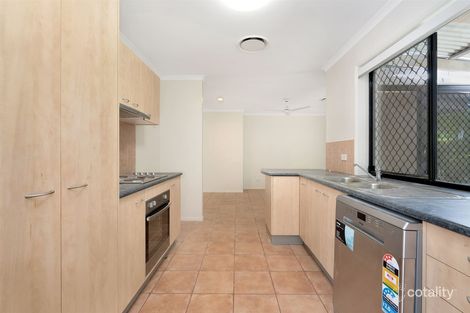 Property photo of 8 Sweetapple Place Manly West QLD 4179