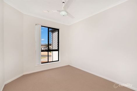 Property photo of 8 Sweetapple Place Manly West QLD 4179