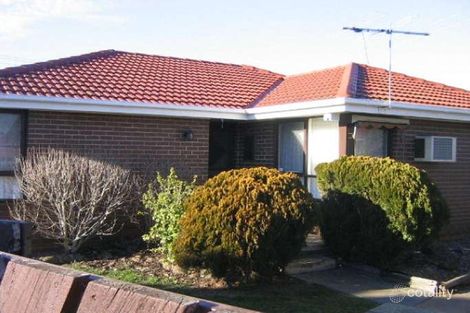 Property photo of 2 Putt Grove Keysborough VIC 3173