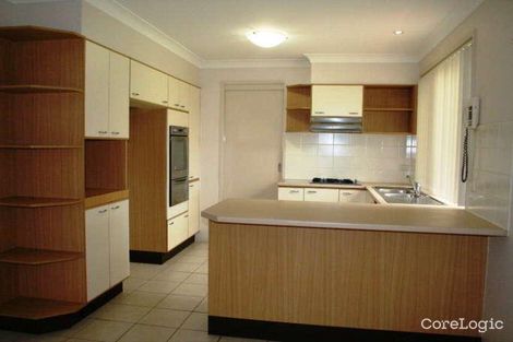 Property photo of 11 Conferta Court Wattle Grove NSW 2173