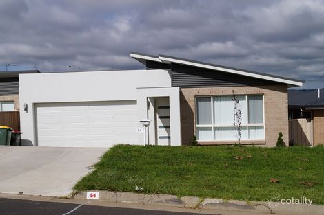 Property photo of 54 Botanic Way Orange NSW 2800