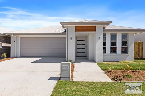 Property photo of 6 Snowdonia Crescent Yarrabilba QLD 4207