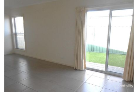 Property photo of 2 Quadrant Terrace Seaford SA 5169