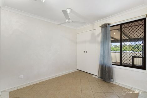 Property photo of 32 Balfour Crescent Highland Park QLD 4211
