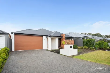 Property photo of 7 Choctaw Place Darling Downs WA 6122