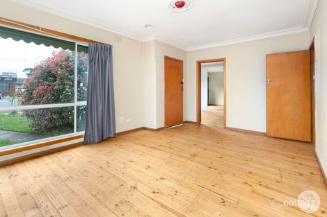 Property photo of 26 Carpenter Street Wendouree VIC 3355