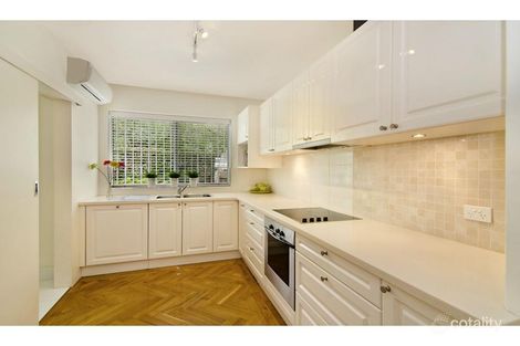 Property photo of 2/103 Windermere Road Hamilton QLD 4007