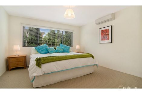 Property photo of 2/103 Windermere Road Hamilton QLD 4007