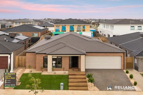 Property photo of 8 Bogong Loop Tarneit VIC 3029