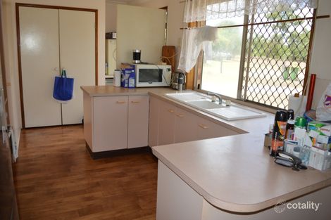 Property photo of 14 Benjamin Court Regency Downs QLD 4341