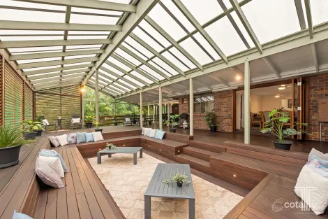 4 Powis Pl, Carindale, QLD 4152