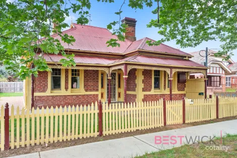 Property photo of 194 Piper Street Bathurst NSW 2795